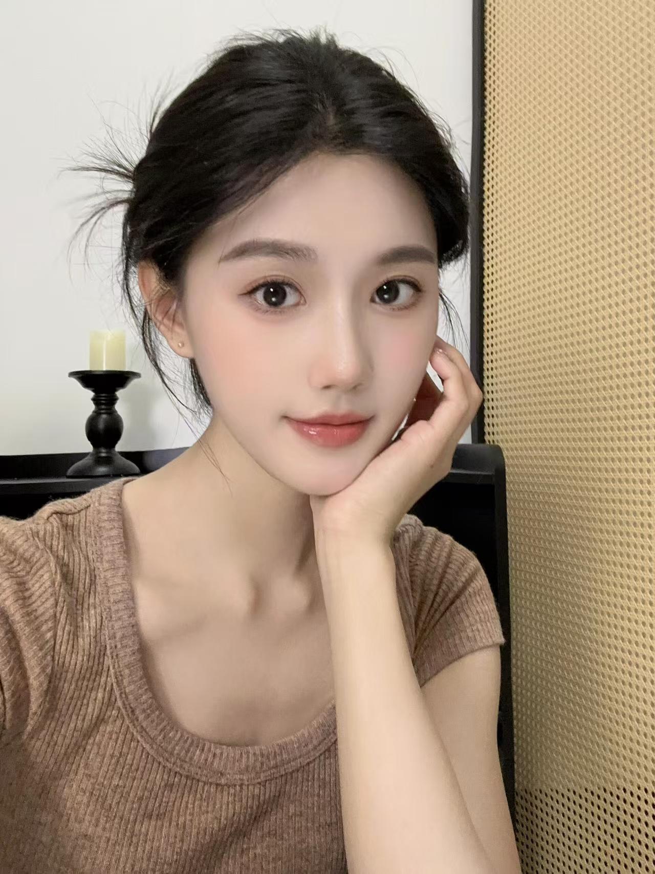 雨花区气质甜妹梓涵