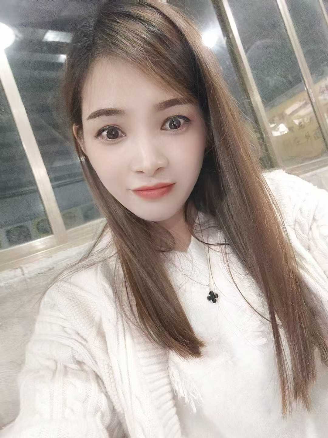 大石丰润小菲鸭姐姐