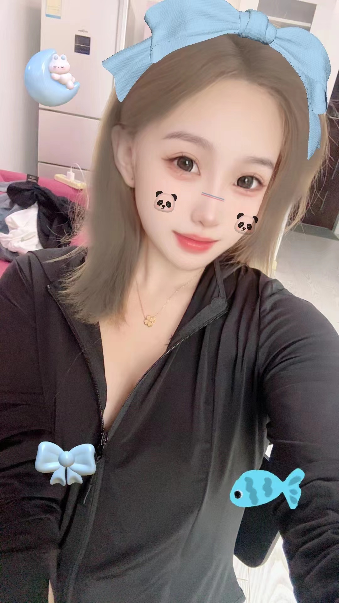 和平粉嫩学生妹奶瓶