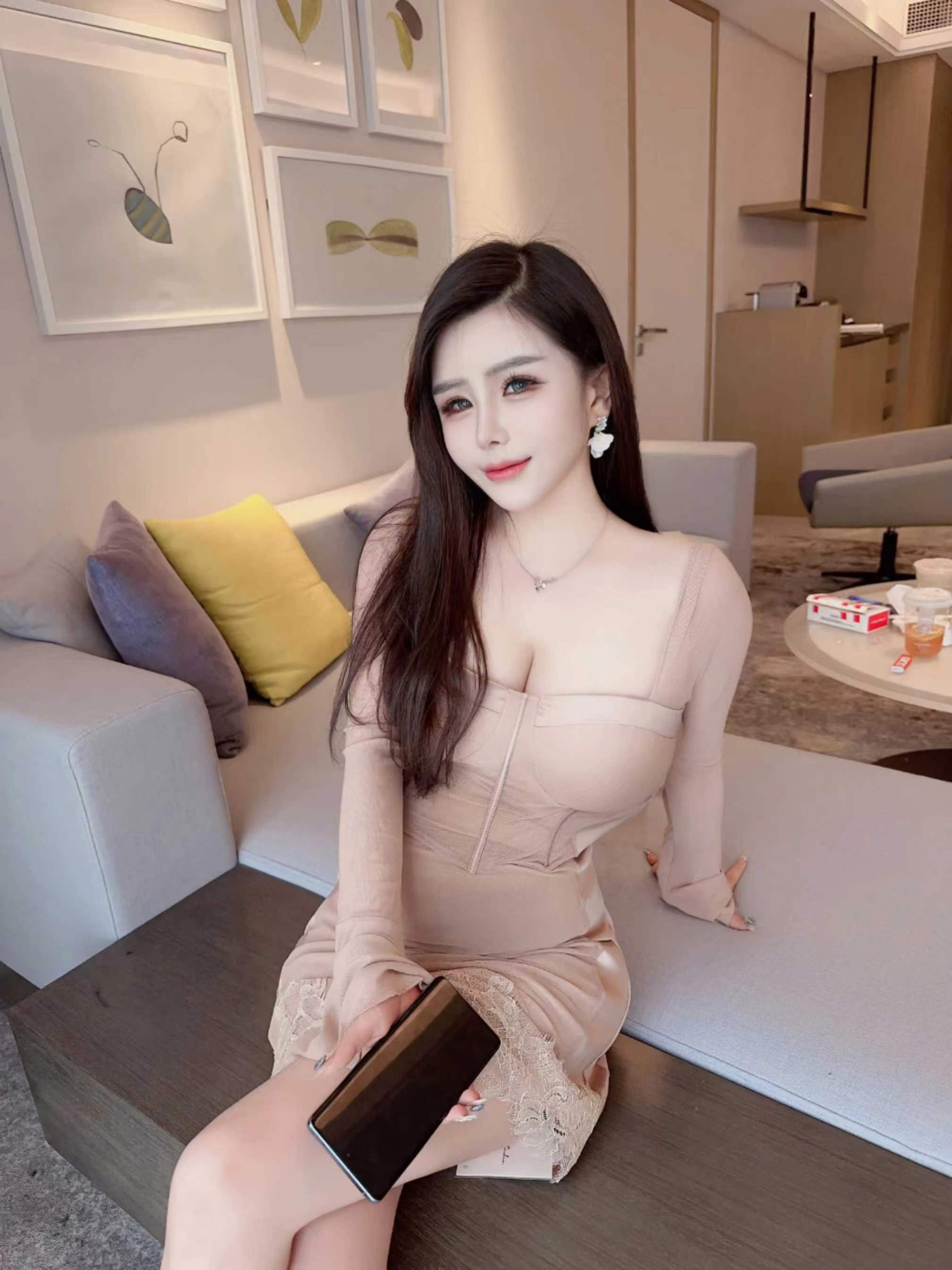 青浦极品丰乳肥臀尤物