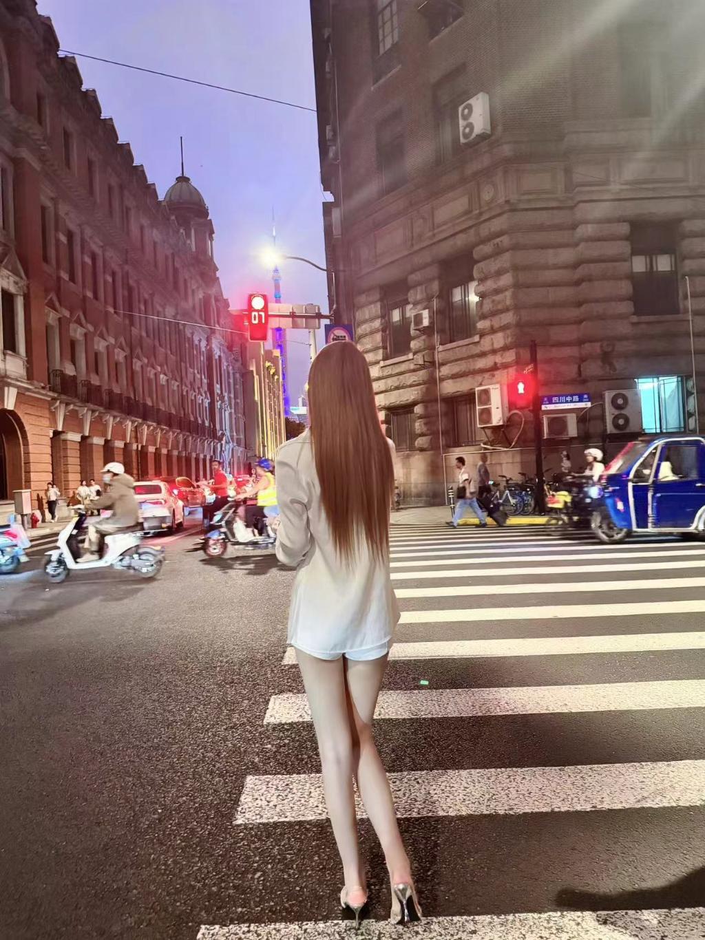 极品高百纯皮肤的小静