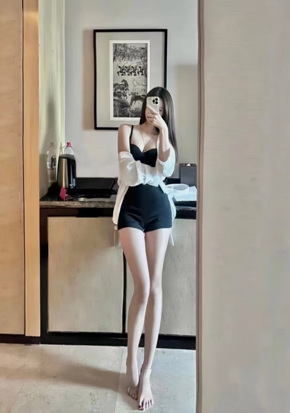 体育西白嫩美腿辣妞甜心