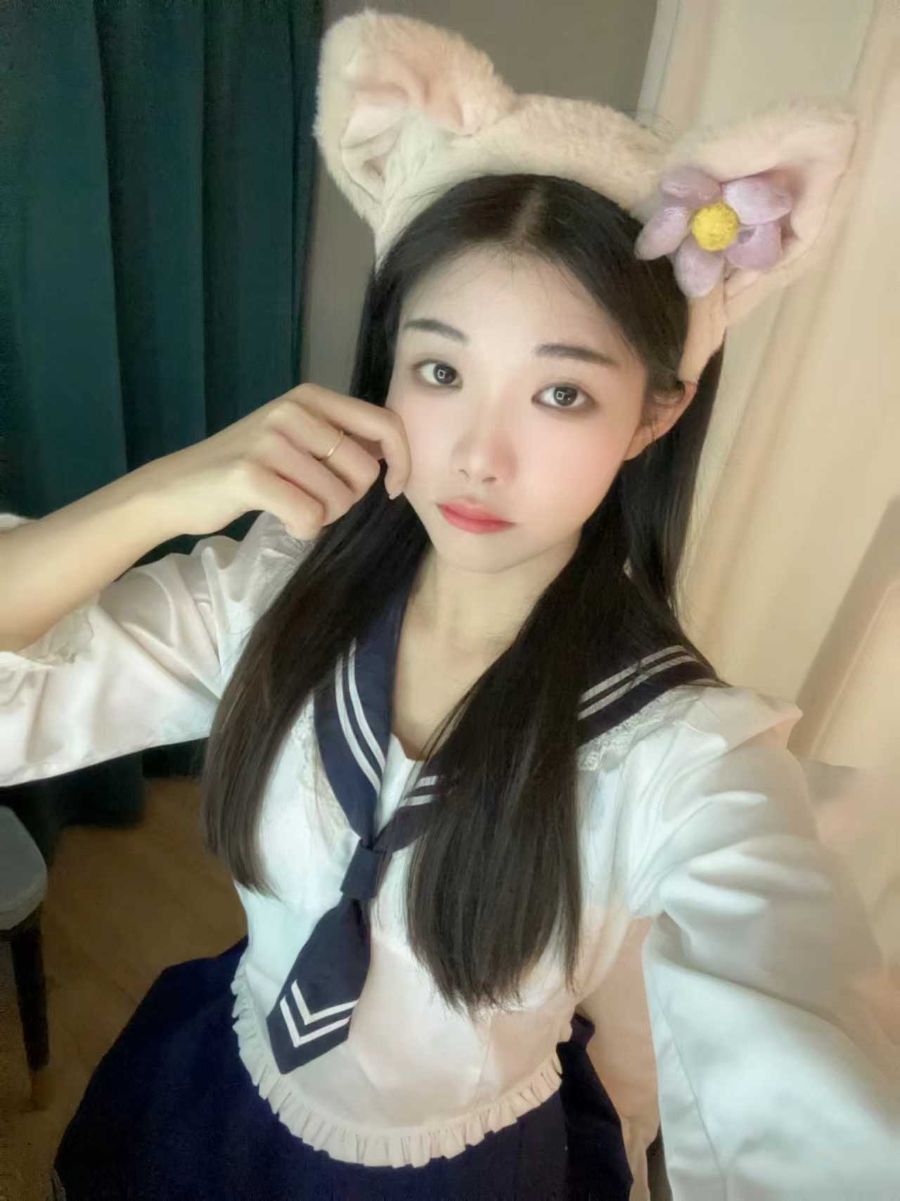 包河区白嫩萌妹怡酱