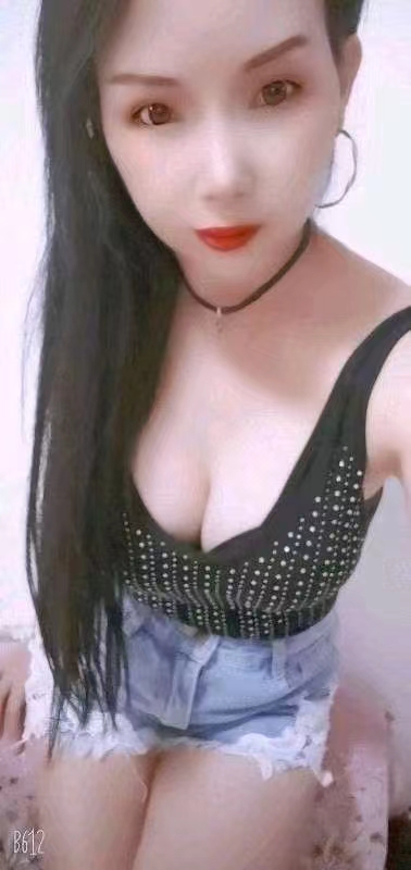 风情红酒女孩个人兼职