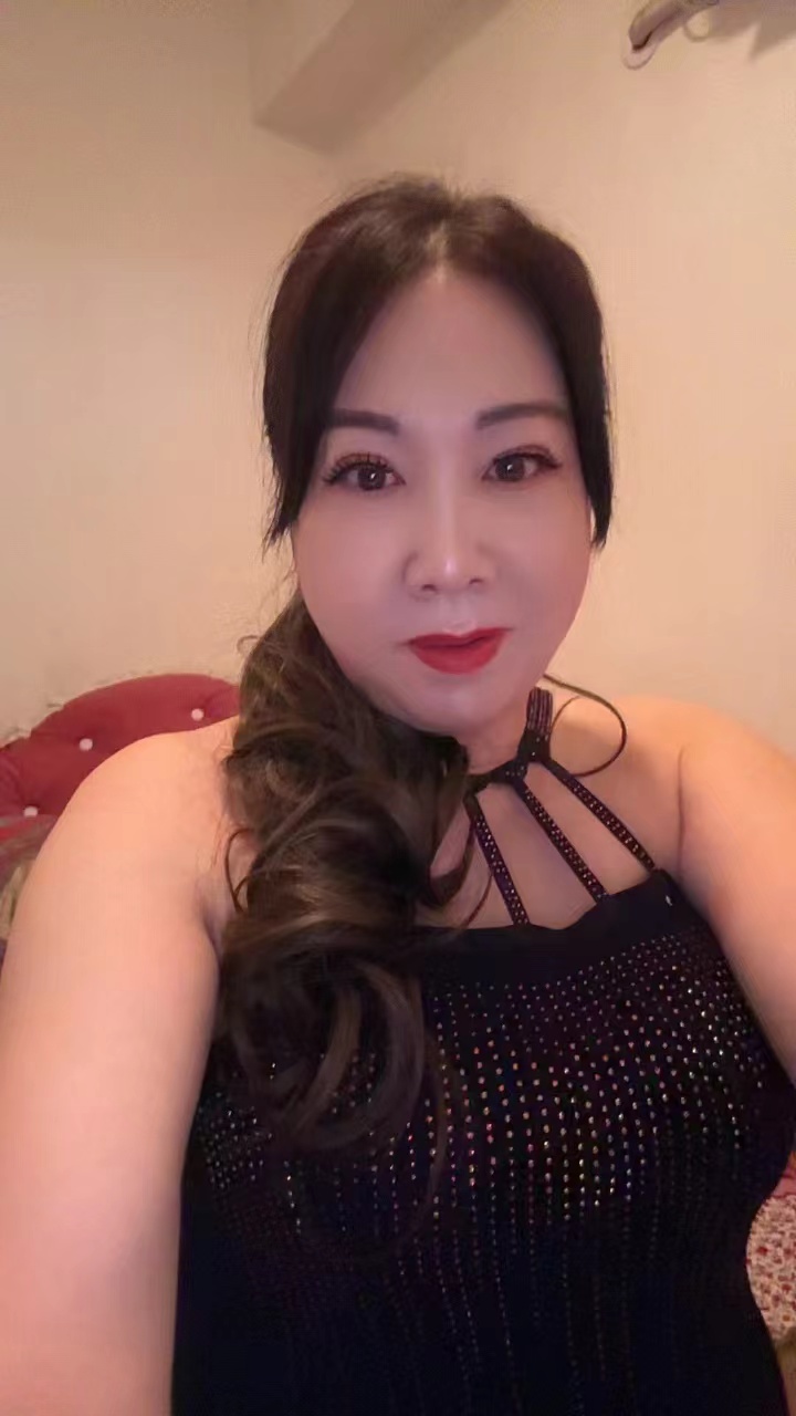 越秀丰满熟女开心姐