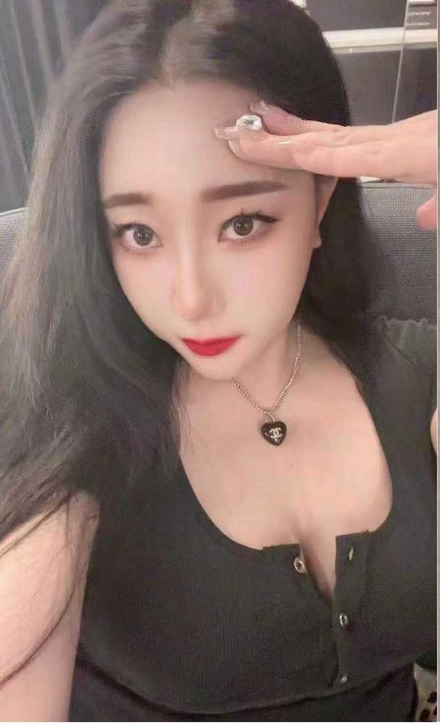 朝阳极品大胸炮架美妞