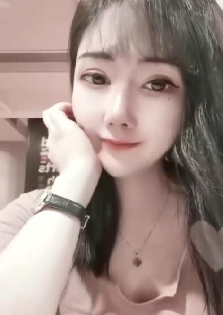 宝安丰乳细腰辣妹希思