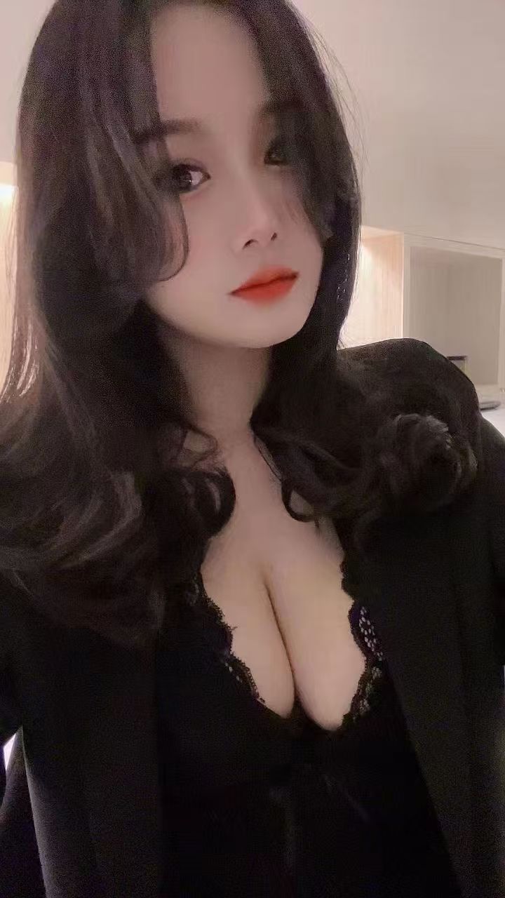 杨浦白嫩火辣大波川妹