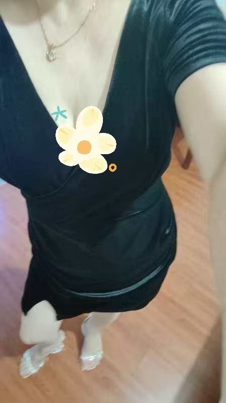 奉贤区丰满兼职小女人