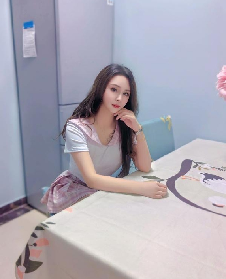 晓港气质辣妹coco