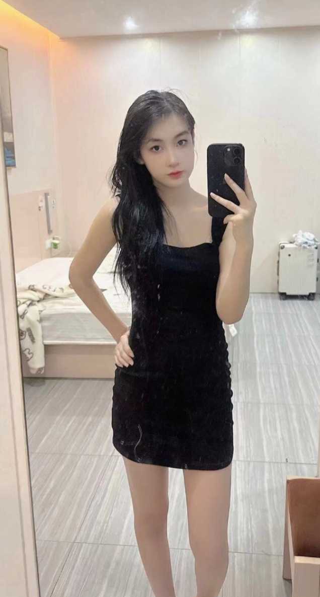 温柔可爱肤白貌美