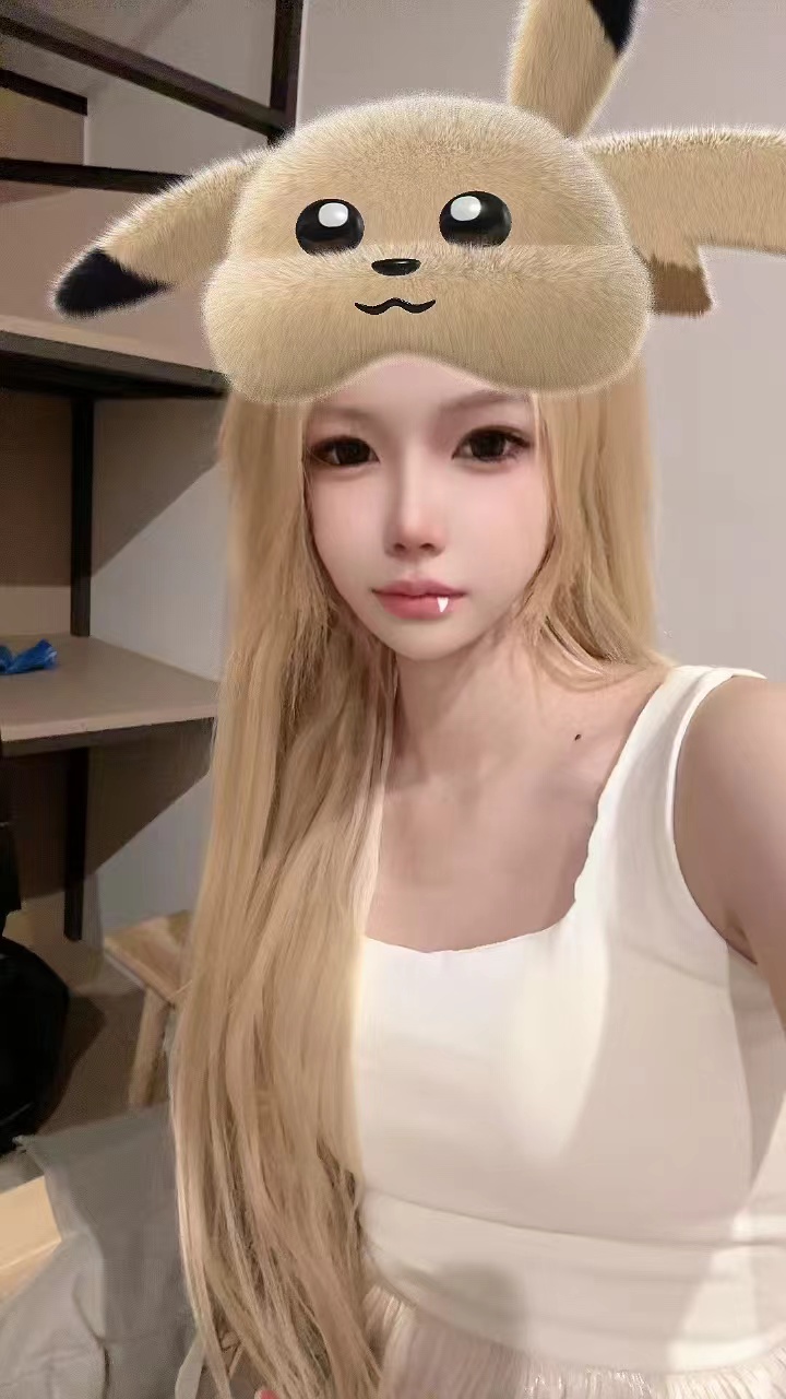 龙岗白嫩大长腿美妞小雅