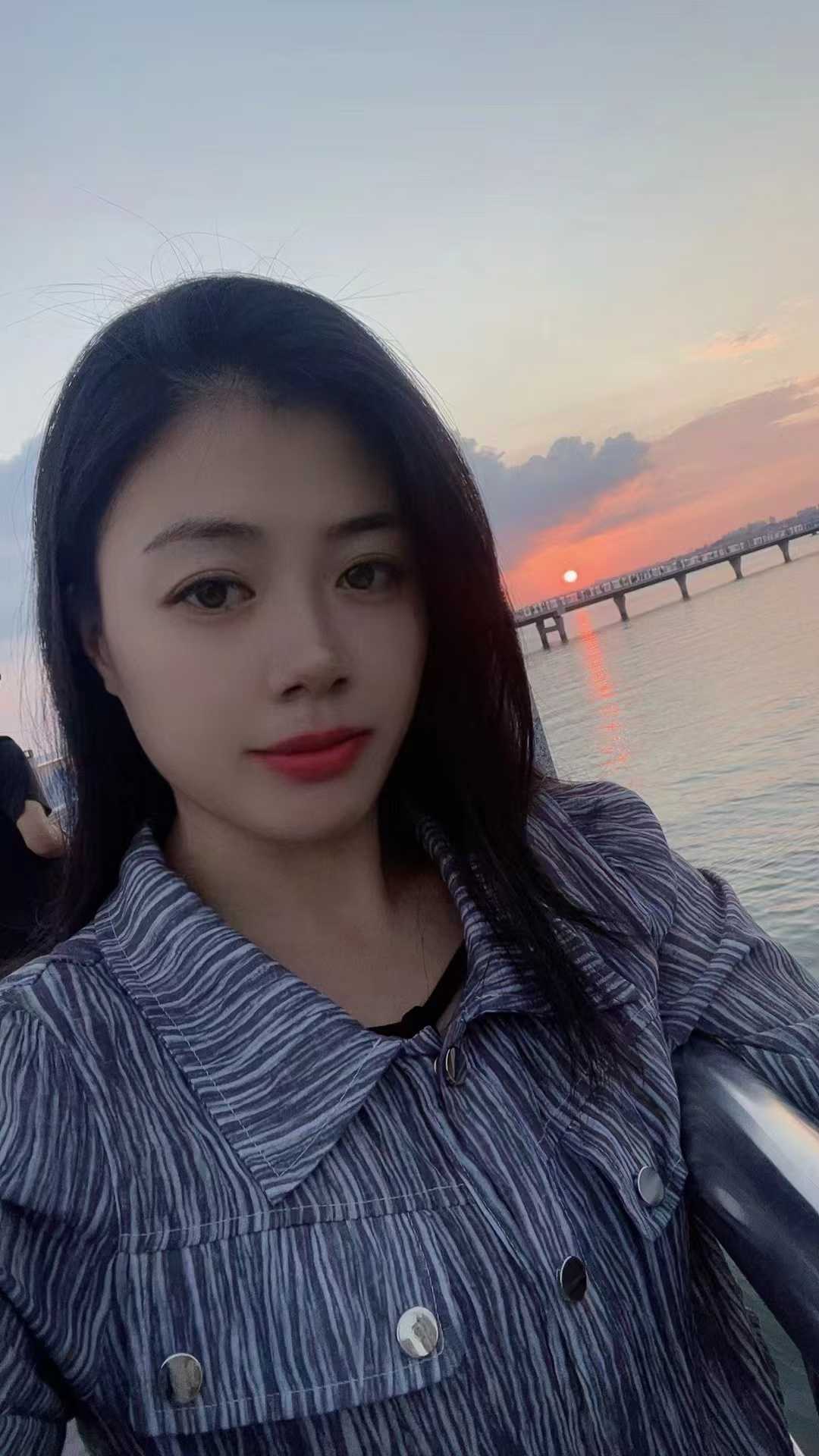 青秀区甜润小姐姐妮妮