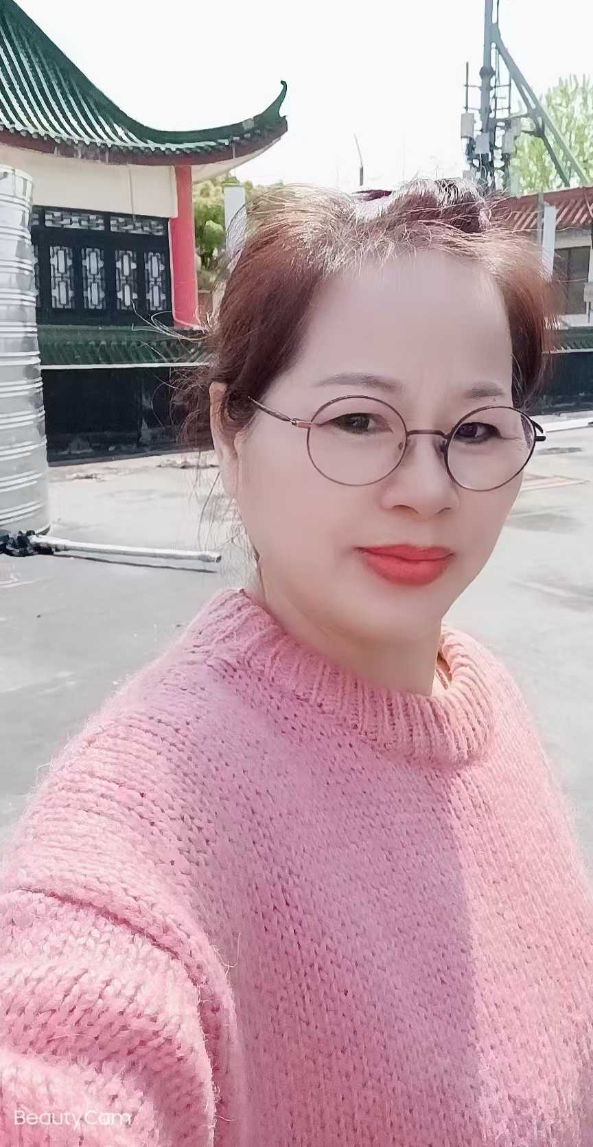 宝山风情熟女姐姐