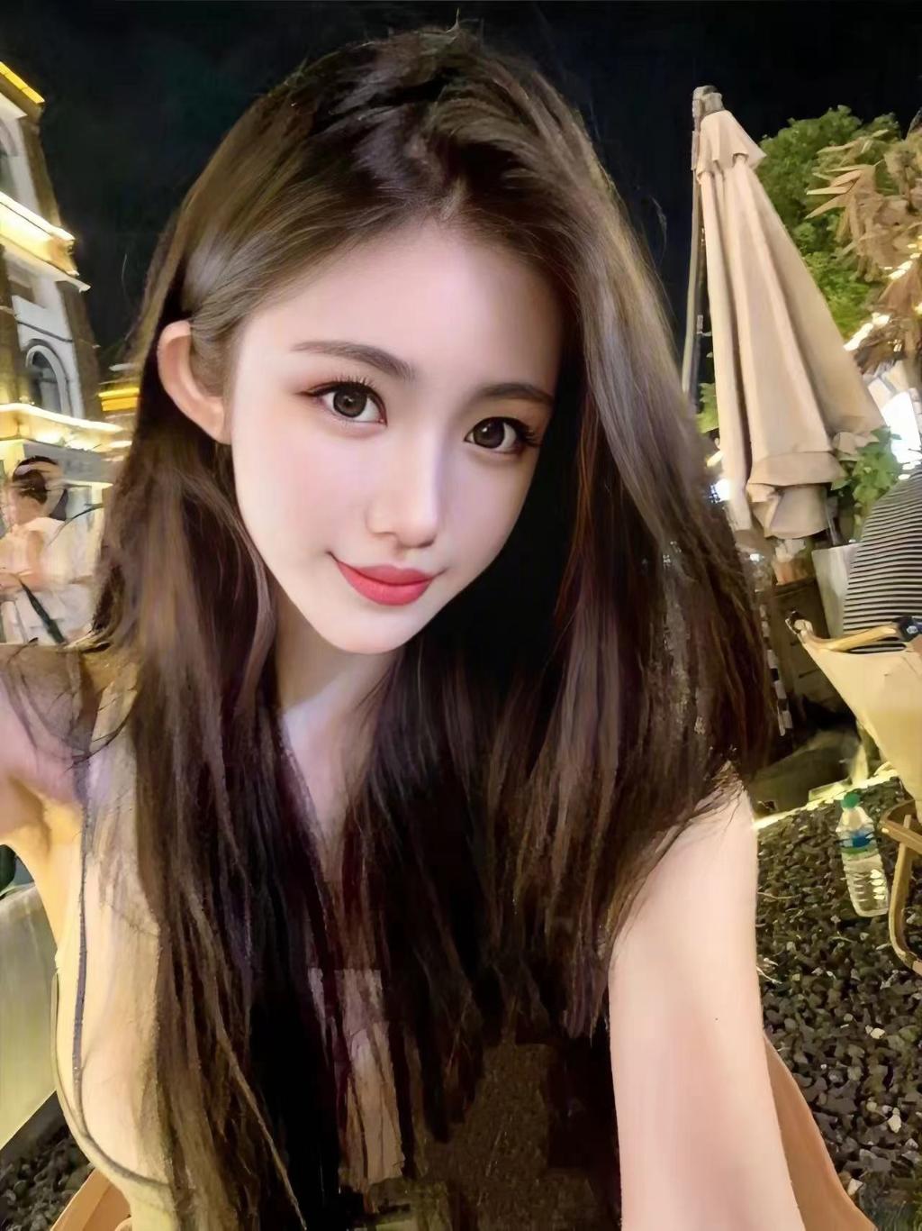 小倩极品网红人照对版