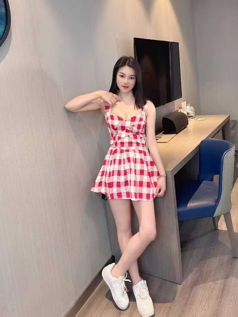 世贸广场温柔欣欣姐