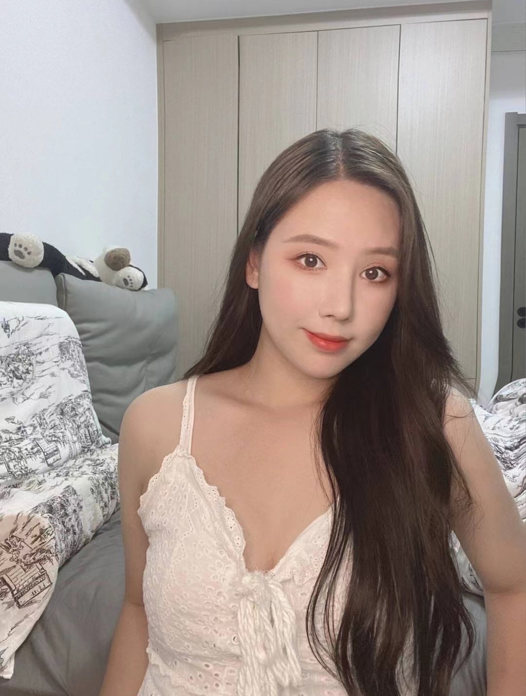 龙归圆润白嫩甜妹小美