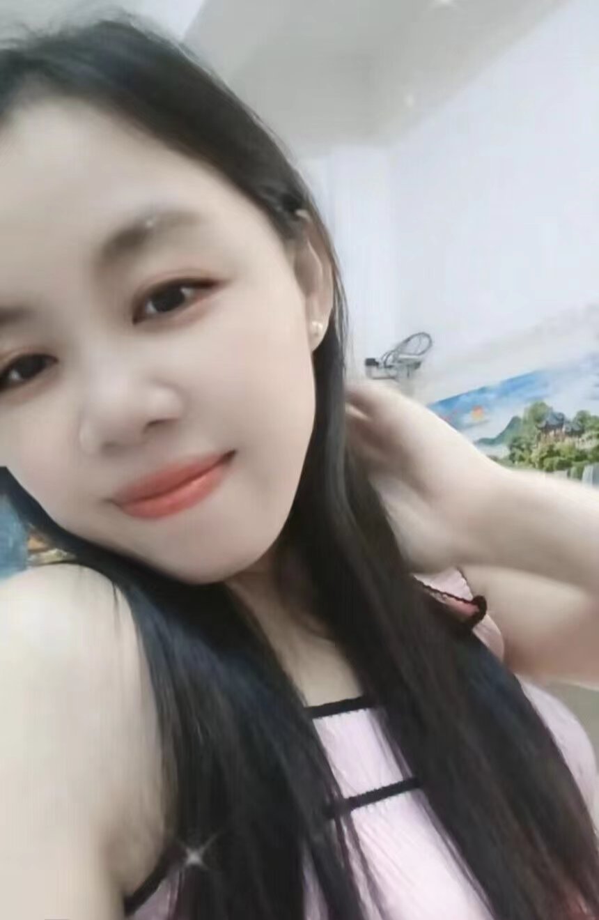 大石气质熟女姐姐小梅