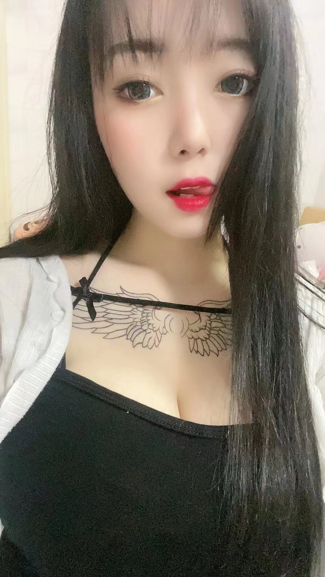 西乡巨乳嫩妹杏儿