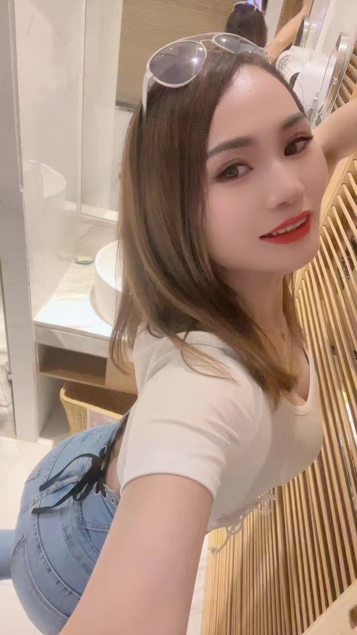 拱北大奶欲女安安可双