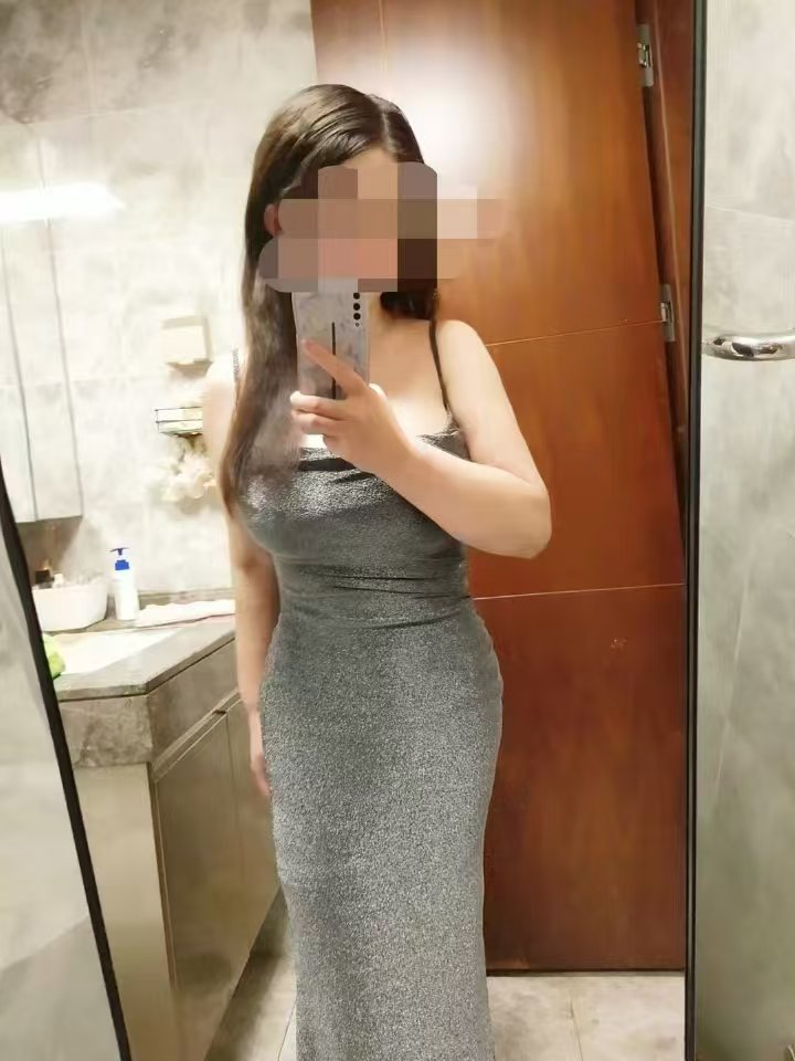 永湖极品巨乳小姐姐静静