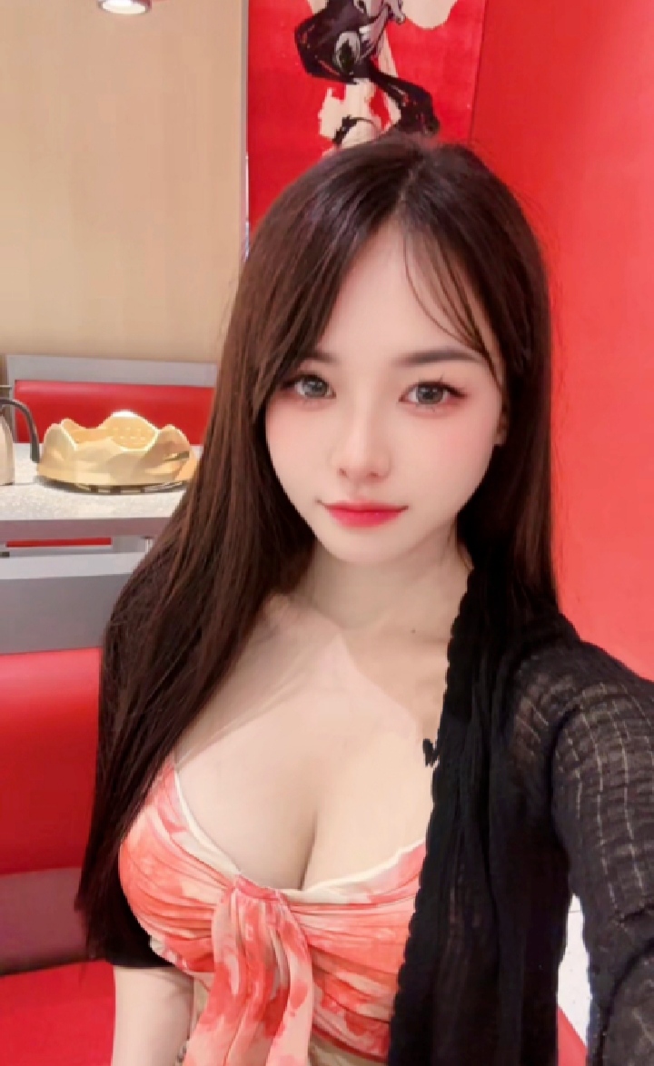 雨花巨乳尤物苍苍