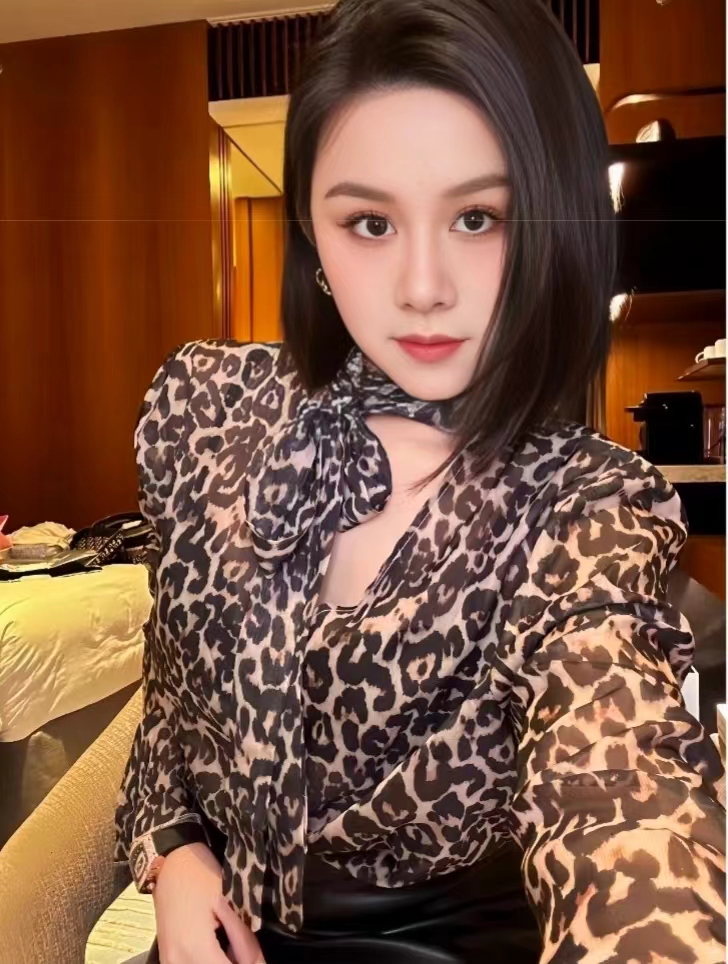 徐汇白嫩惹火小姐姐