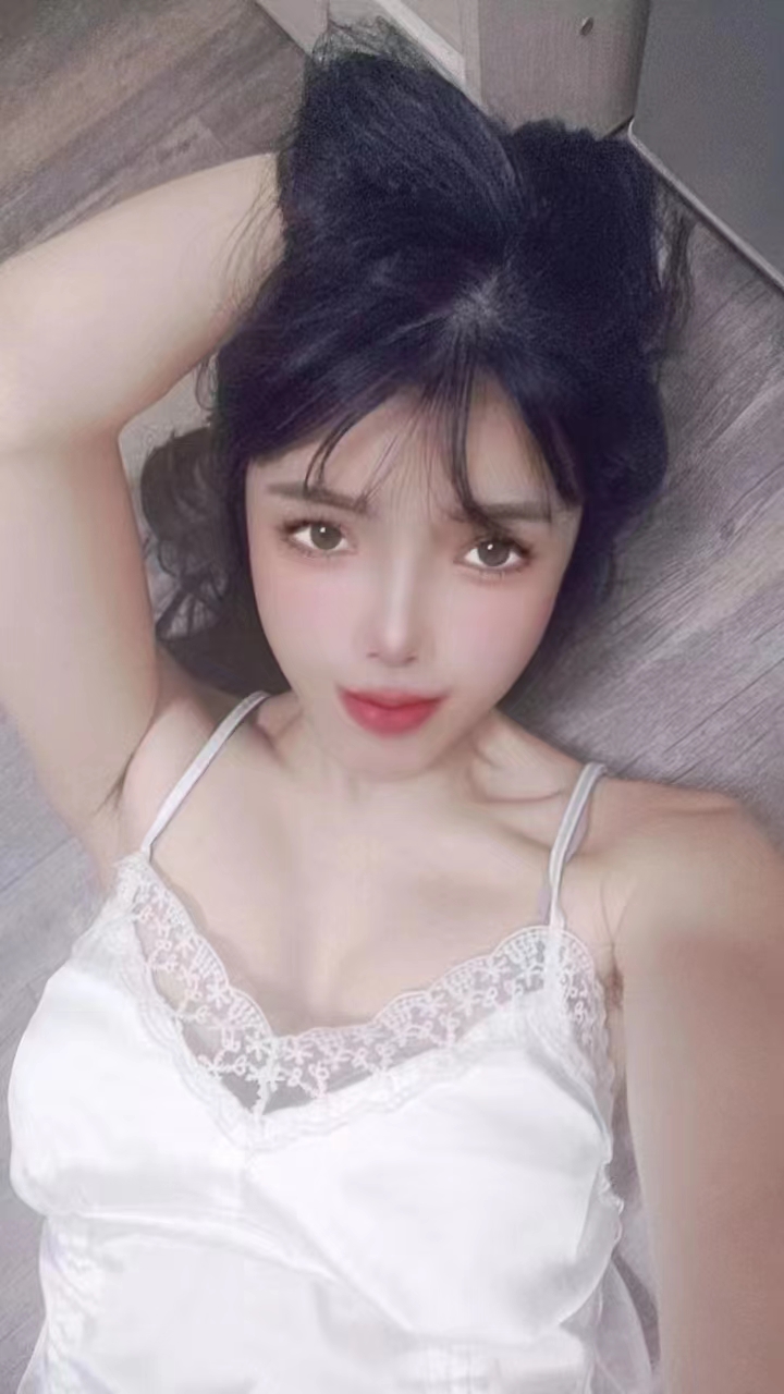 宝安白嫩甜妹雪儿