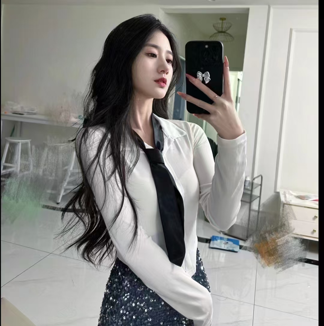 芙蓉区黑丝御姐，很滑很润