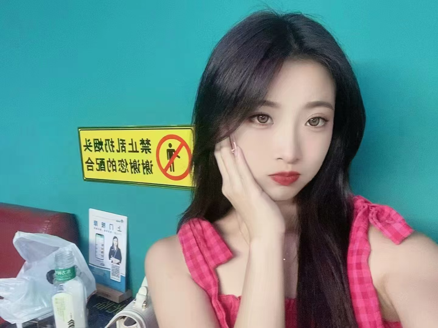 西青19岁兼职嫩妹