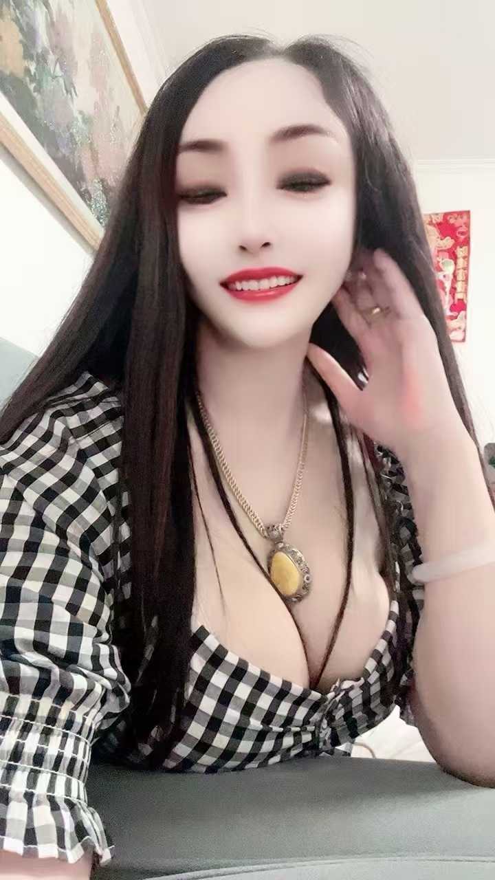 杭州道超级巨乳美艳大幂幂