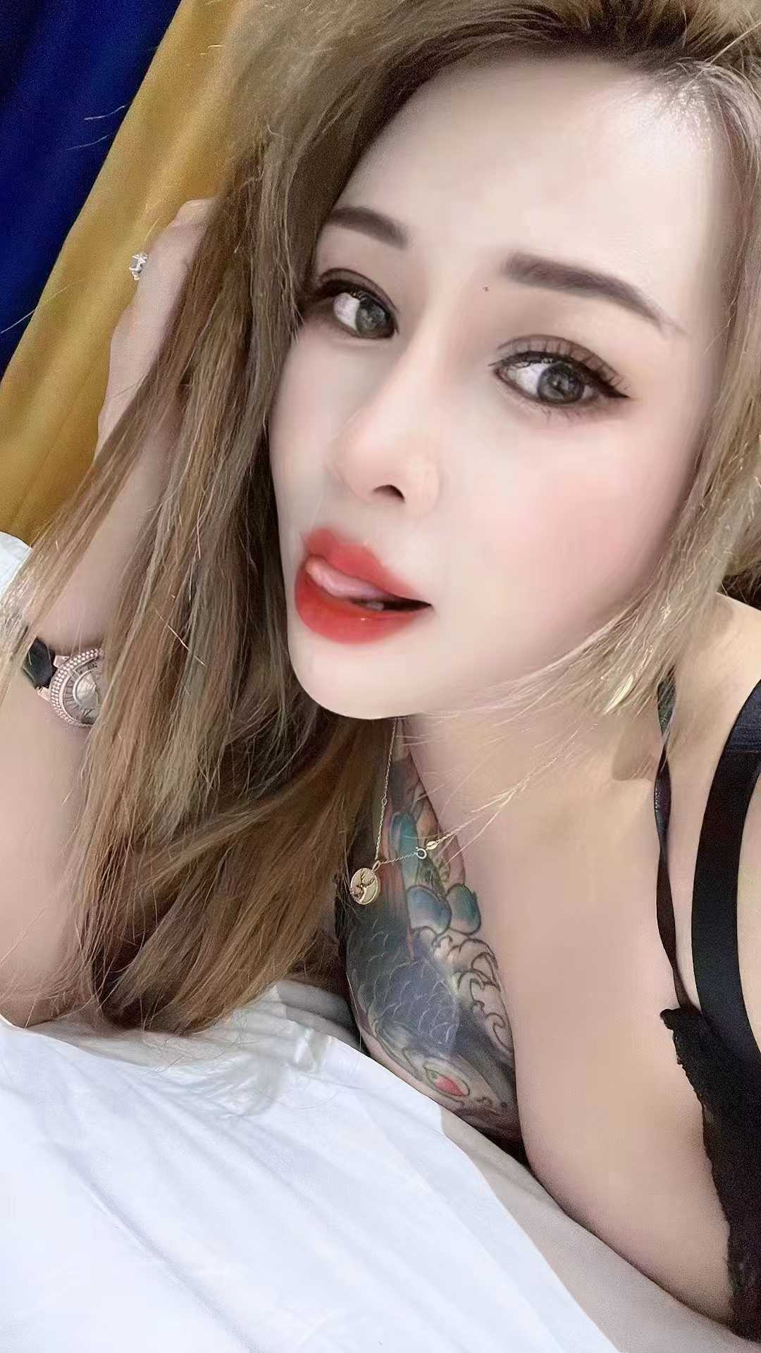 历城区纹身辣妹雪儿