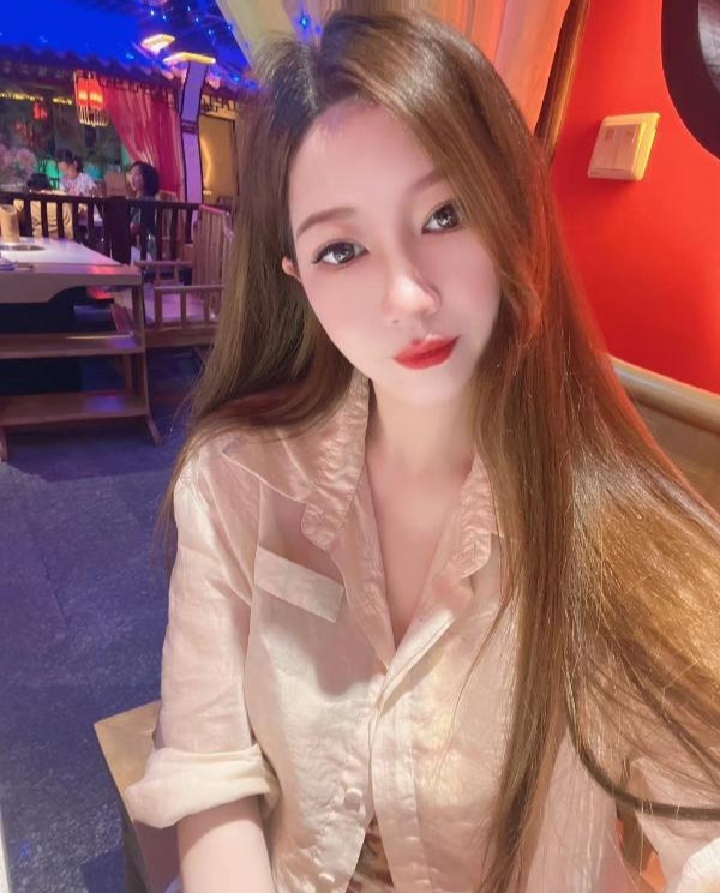 石牌桥性感辣妹丽丽