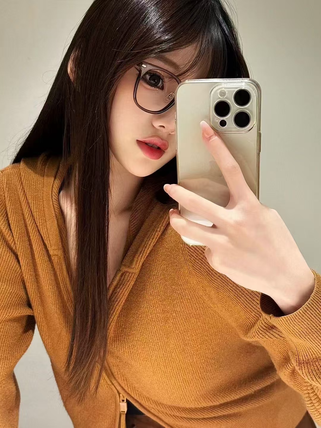 滨江区嫩妹，身材柔软。