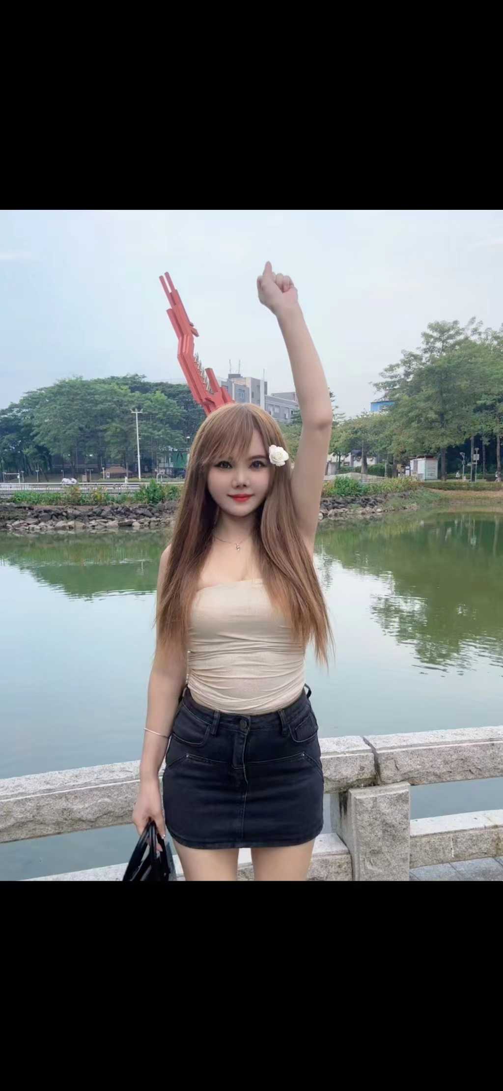 顺德白嫩萌妹丽莎