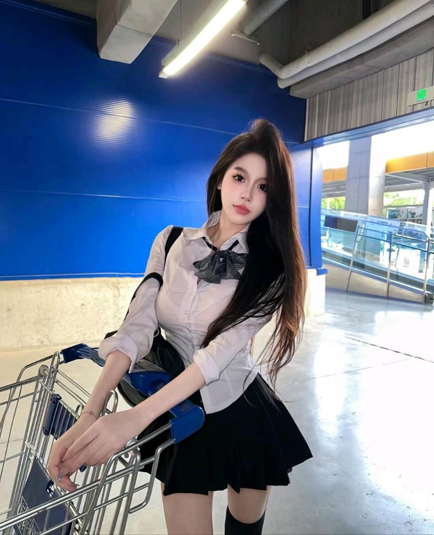 闵行宝龙模特米米