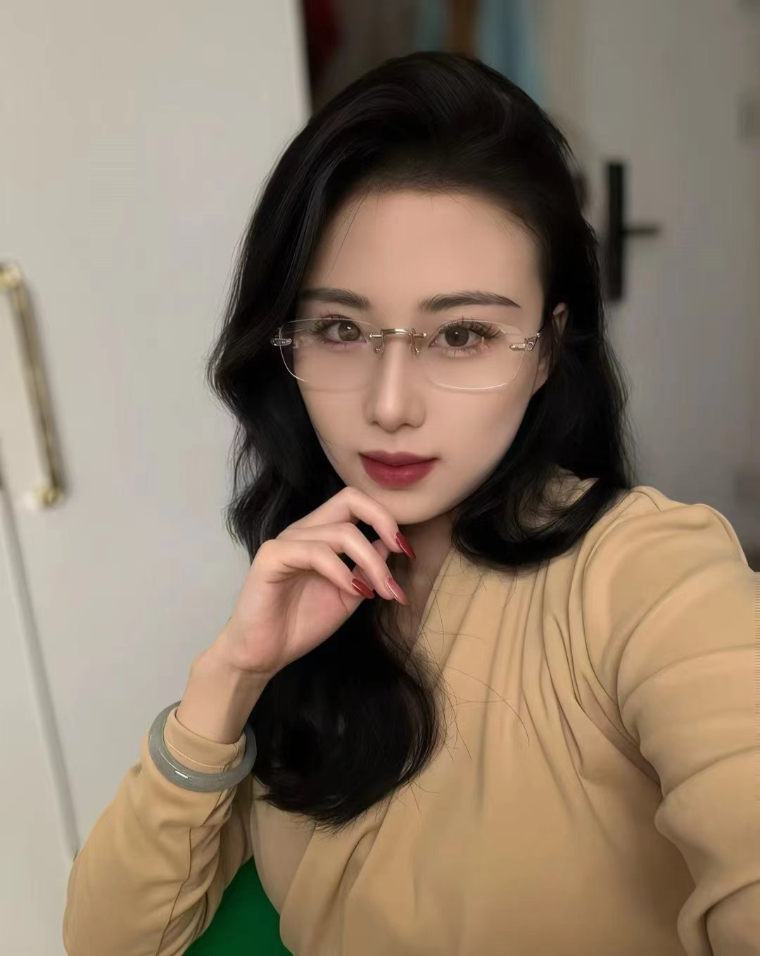 建邺热辣眼镜御姐欣瑶