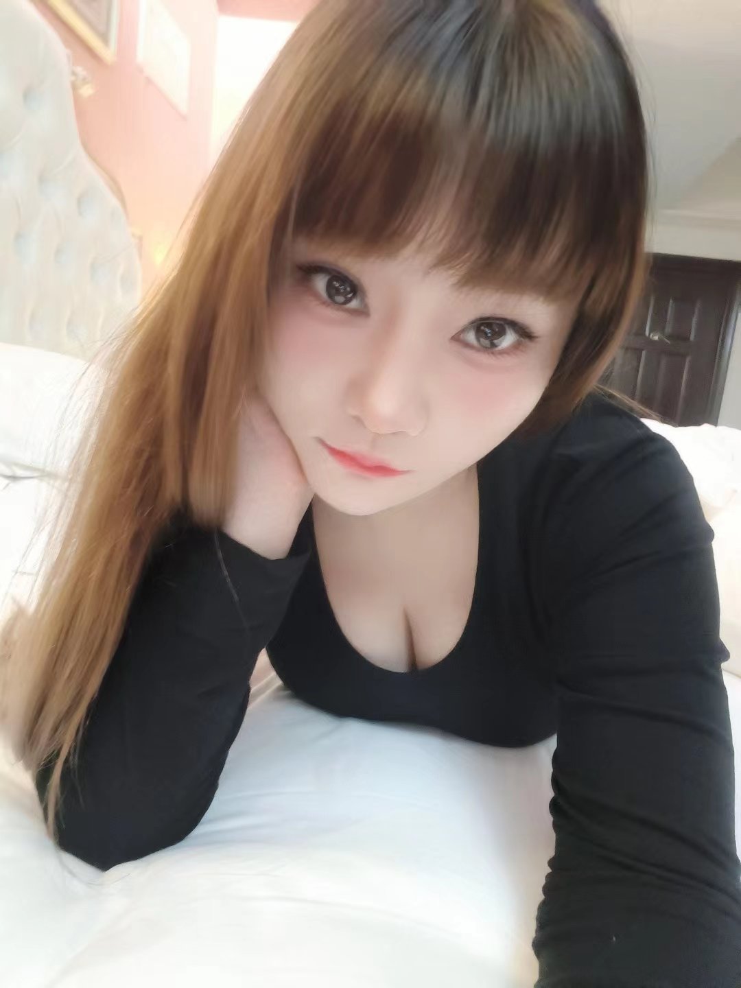 汉口巨乳奶炮小苹果