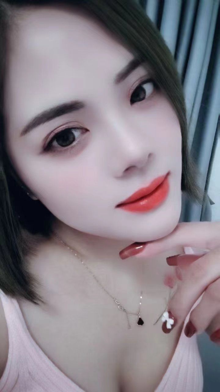 龙华制服辣妹雯雯