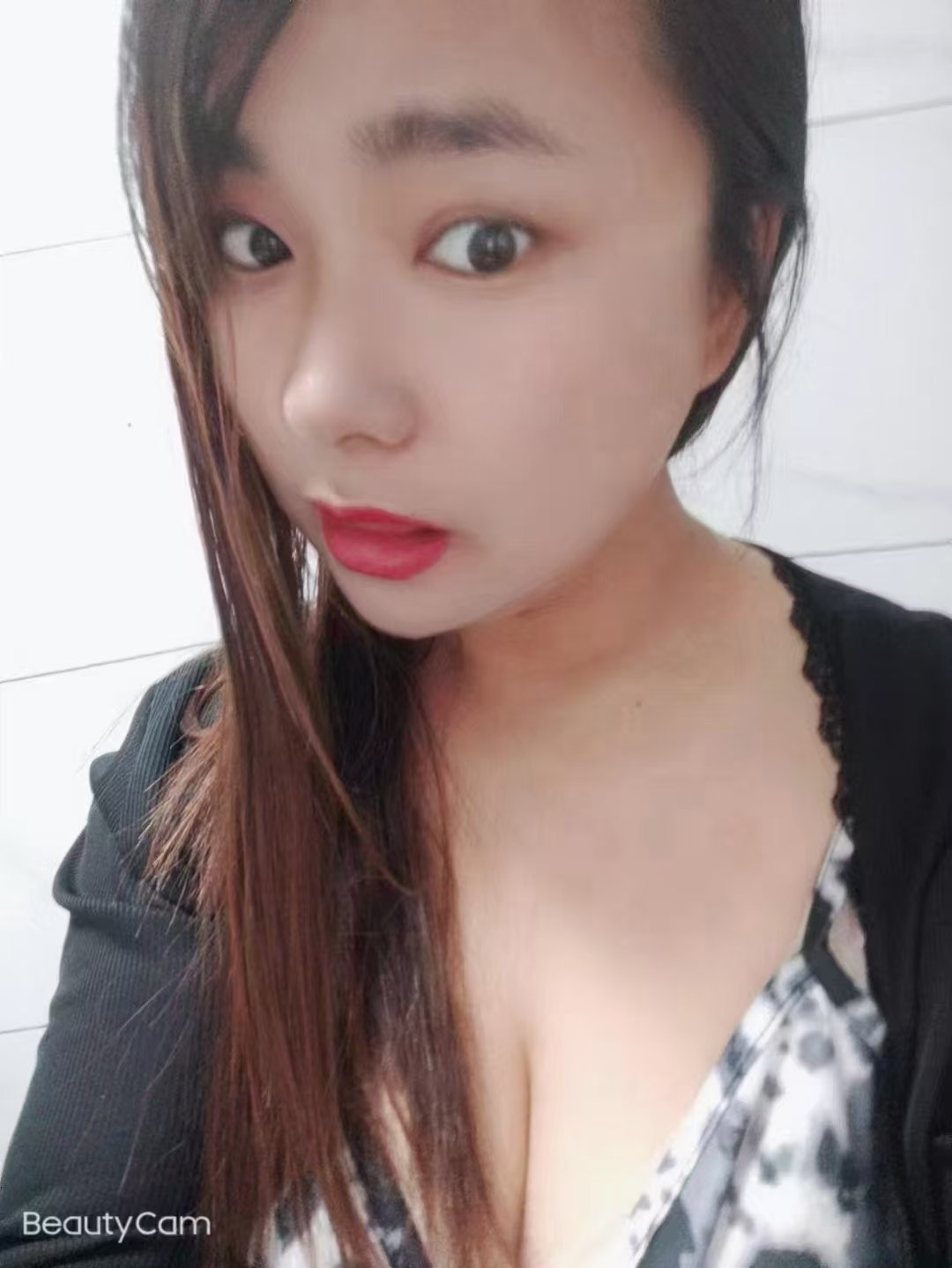 松江大胸美少妇云朵