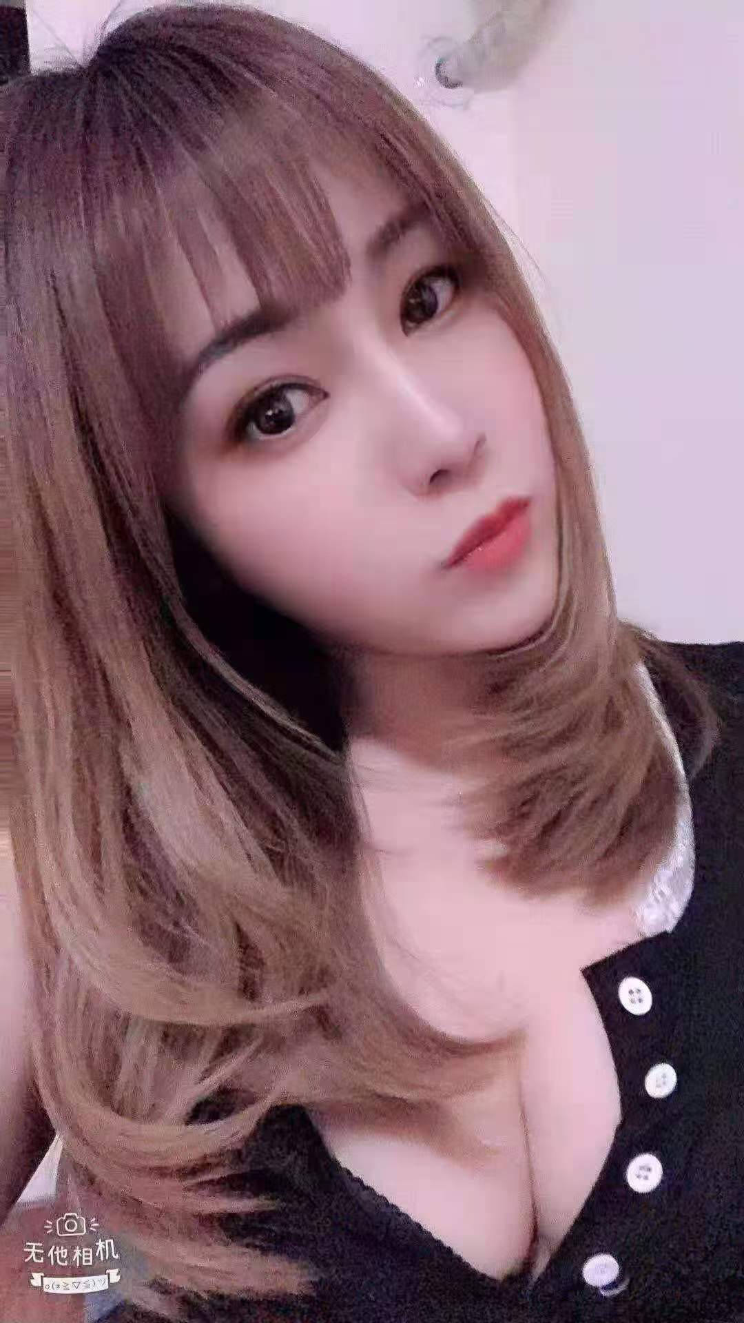 公明美乳辣妹依依