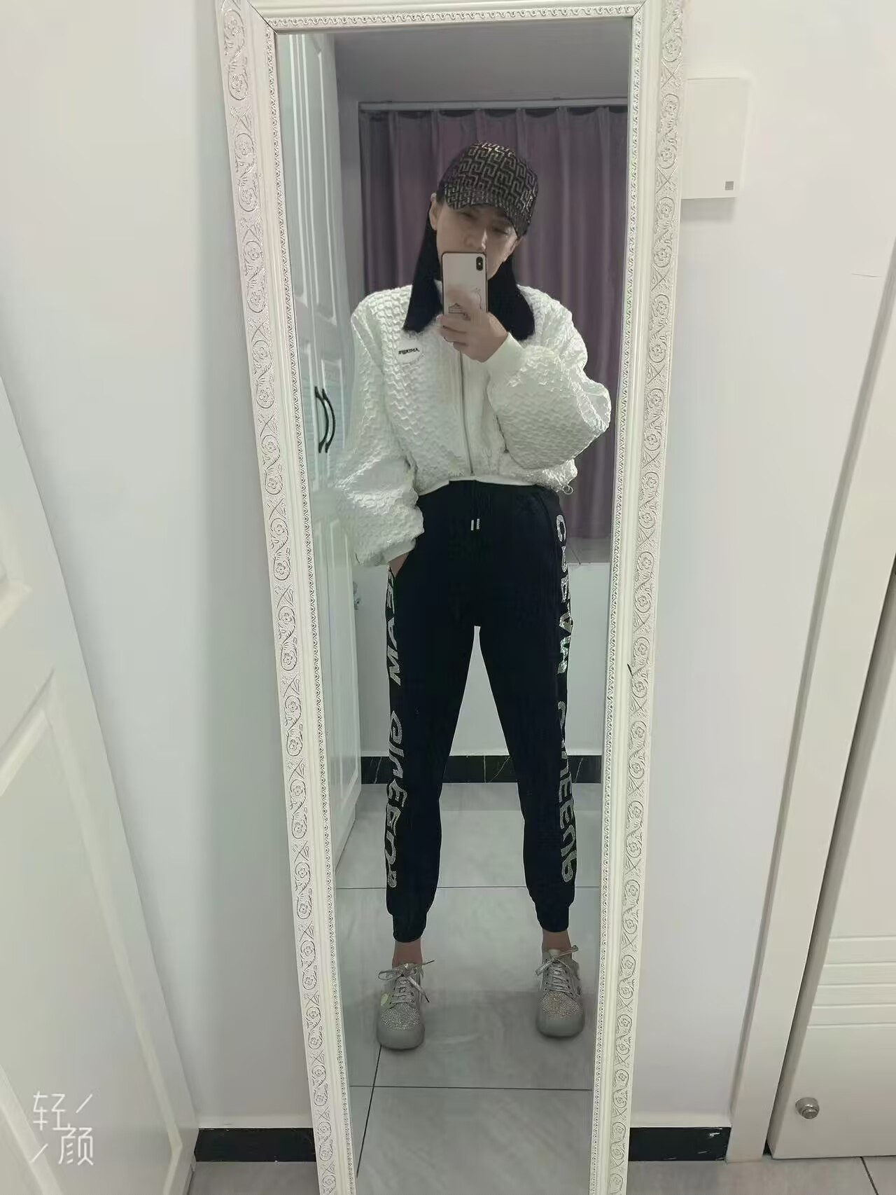 长发美女嘉欣
