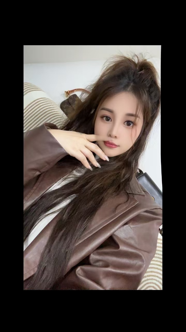 闵行区御姐美女，肤白貌美