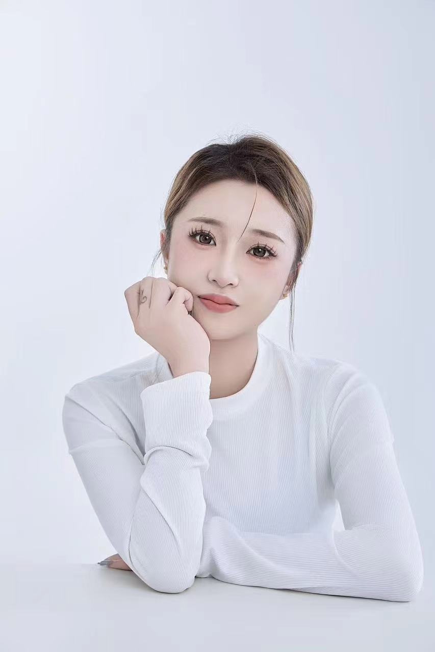 温情脉脉小姐姐