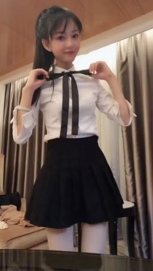 长宁白嫩小甜妹