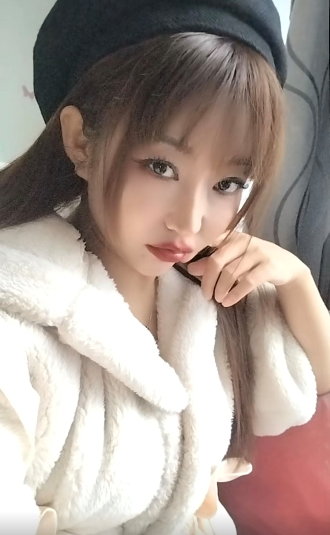 西青小巧玲珑胸大的妹子