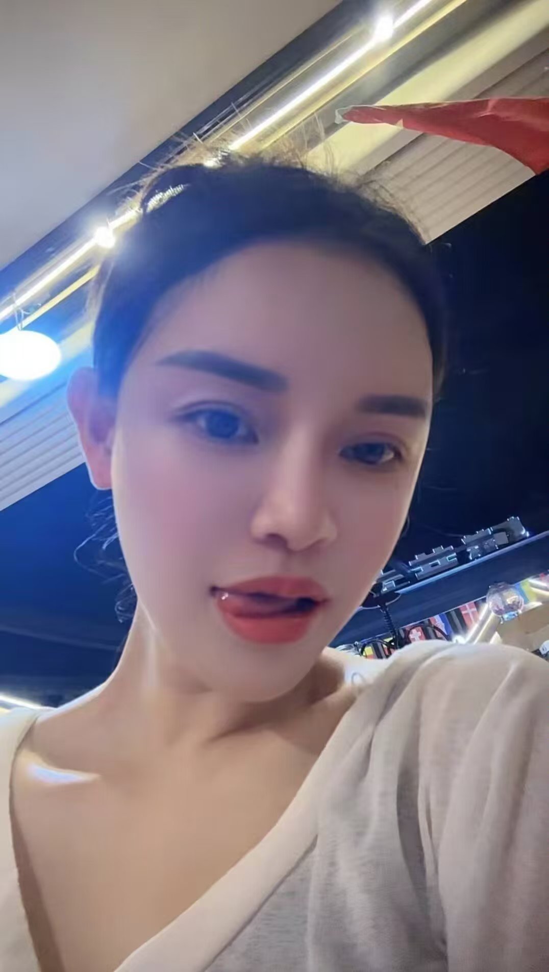 宝山丰润魅惑小姐姐静静