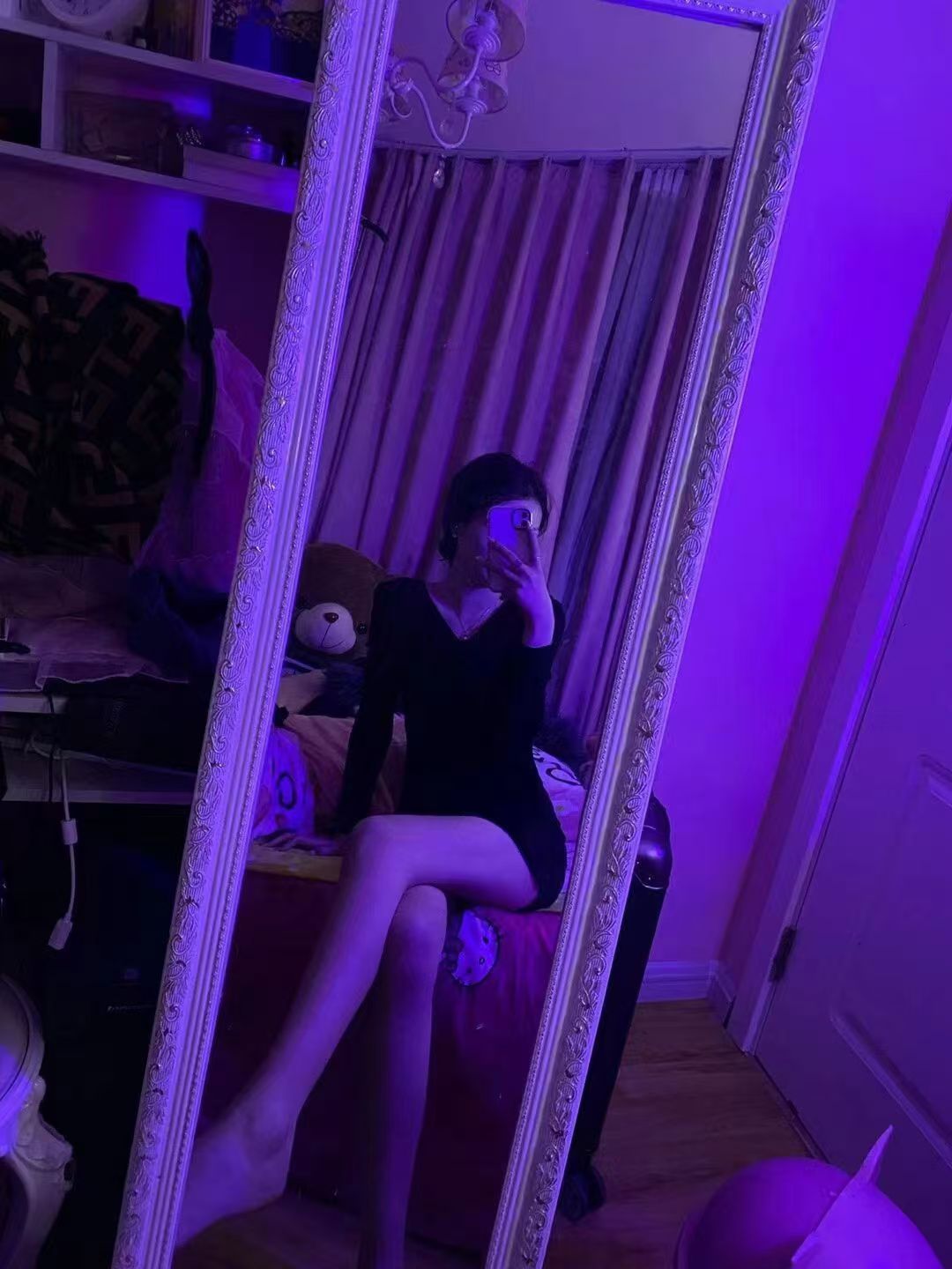 西青长腿兼职嫩妹