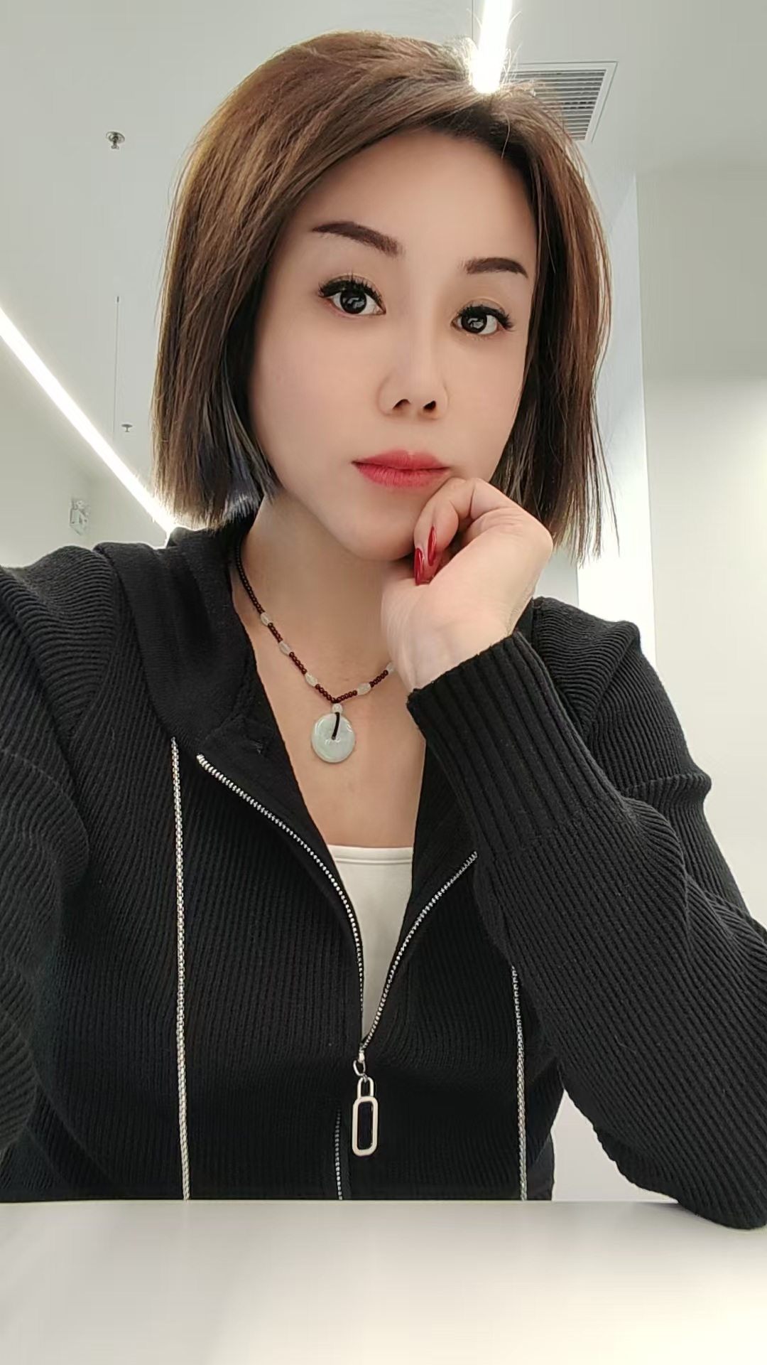 三元里柔情短发御姐青青