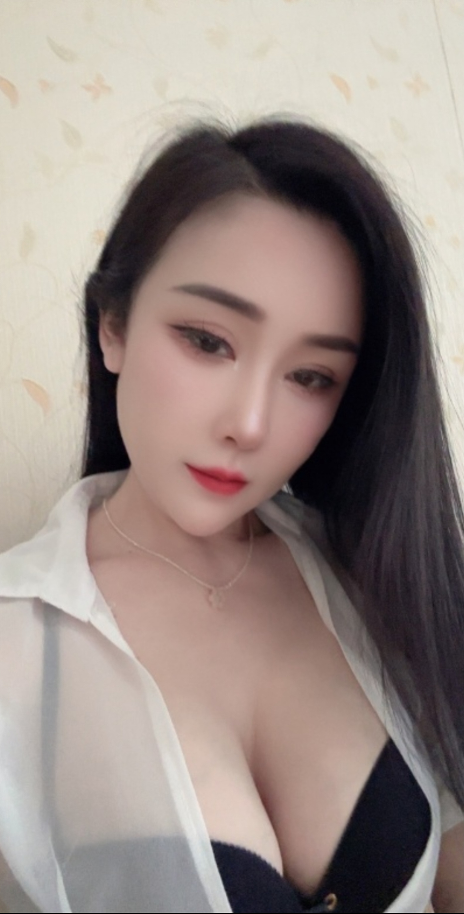 徐州新人奶昔，前凸后翘